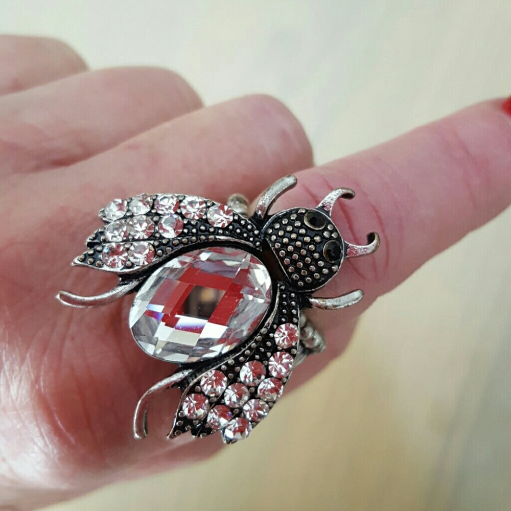 Bee Stretch Ring.  NWOT